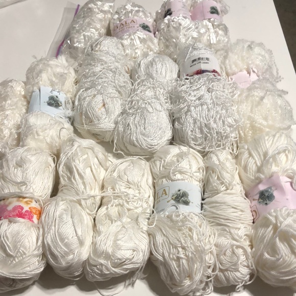 11+ 🌸NEW🌸. YARN ALL WHITE Or Tangled re-Banded - Picture 1 of 8
